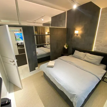 Sky House Large Modern Lux Apartmán